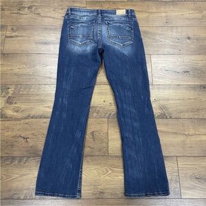 BKE Jeans Womens size 31 Payton Blue Universal Fit Mid Rise Bootcut Medium Wash